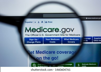 Los Angeles, California, USA - 21 Jule 2019: Illustrative Editorial Of MEDICARE.GOV Website Homepage. MEDICARE Logo Visible On Display Screen.
