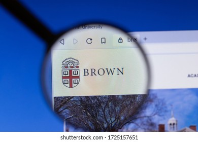 Los Angeles, California, USA - 26 March 2020: Brown University Website Homepage Logo Visible On Display Screen, Illustrative Editorial.