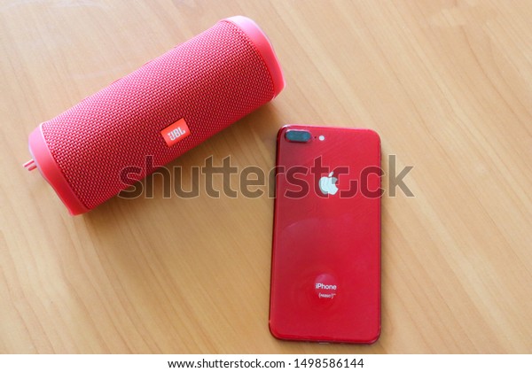 jbl flip 4 iphone 7