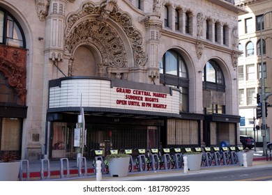 LOS ANGELES, CALIFORNIA, USA - JUNE 23, 2019: Grand Central Market In Homer Laughlin Building At Broadway Street. The Oldest And The Biggest Market In The Town.