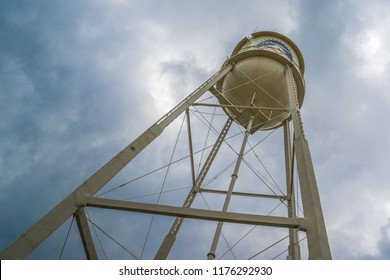 Los Angeles , California, USA - May 2016: Paramount Studios Tour, Famous Water Tower