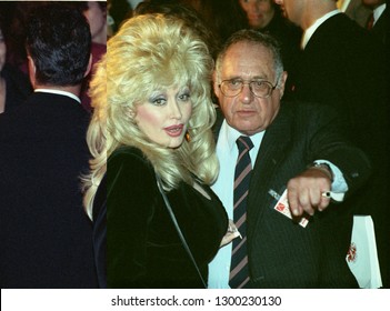 Los Angeles, California/US - circa 1990s:
Dolly Parton