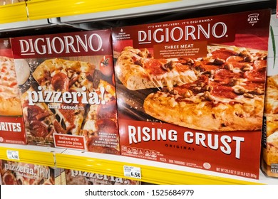 Los Angeles, CA/USA 10/4/2019
Boxes Of Di Giorno Brand Frozen Pizza For Sale In A Supermarket Freezer