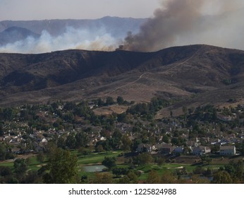 Los Angeles, CA/USA - 11/09/2018 Woolsey Fire, Wildfire In California. Smoke Billowing Overhead. Woolsey Fire, Natural Disaster