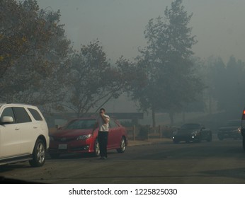 Los Angeles, CA/USA - 11/09/2018 Woolsey Fire, Wildfire In California. Smoke Billowing Overhead. Woolsey Fire, Natural Disaster