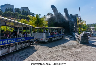 LOS ANGELES, CA/USA - MAY 24: Studio Tour At Universal Studios Hollywood On May 24, 2015 In Los Angeles, CA, USA. It Is A Theme Park And Film Studio In Los Angeles.