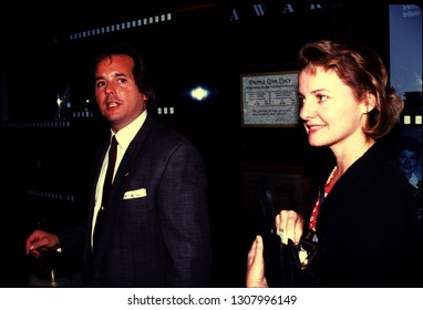 LOS ANGELES - Circa 1992: Desi Arnaz Jr And Wife Amy Leave Ed Debevec's Restaurant.