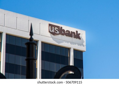 Los Angeles, Circa September 2015: US Bank Office Building In Beverly Hills - U.S. Bancorp Is An American Diversified Financial Services Holding Company Headquartered In Minneapolis, Minnesota