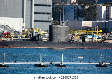 A Los Angeles Class Submarine At Dock