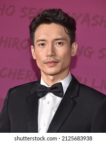 LOS ANGELES - DEC 11: Manny Jacinto Arrives For The 19th Annual Asian American Awards On December 11, 2021 In Beverly Hills, CA