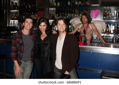 LOS ANGELES - DEC 17:  Josh Heine, Jo Bozarth,  Bradford Anderson  On Set During The Making Of The Movie 