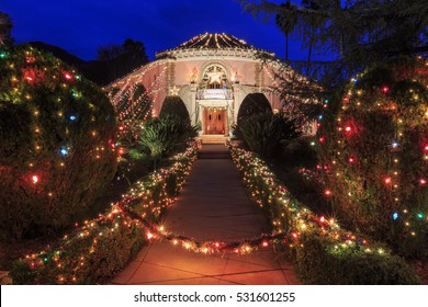 Los Angeles, DEC 18: Super Christmas House On DEC 18, 2014 At Los Angeles