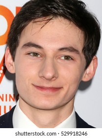 Jared Gilmore height weight