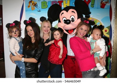 LOS ANGELES - DEC 4:  Phoenix Sursok-McEwan, T Sursok, Amelie Bailey, A Frantz , Mickey Mouse Character, V Williams, Ford Bricken at the Amelie Bailey's Party on December 4, 2016 in Studio CIty, CA