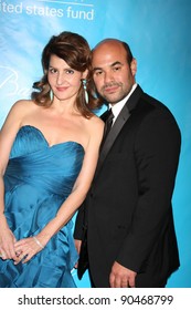 LOS ANGELES - DEC 8:  Nia Vardalos, Ian Gomez Arrives At The 2011 UNICEF Ball At Beverly Wilshire Hotel On December 8, 2011 In Beverly Hills, CA