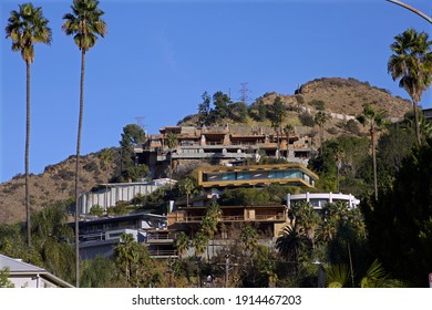 Los Angeles - Decemer 30, 2020:
Home Construction On The Hollywood Hills Day Exterior