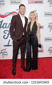 LOS ANGELES - FEB 10:  Brooks Laich, Julianne Hough At The 2019 Steven Tyler's Grammy Viewing Party At The Raleigh Studios On February 10, 2019 In Los Angeles, CA