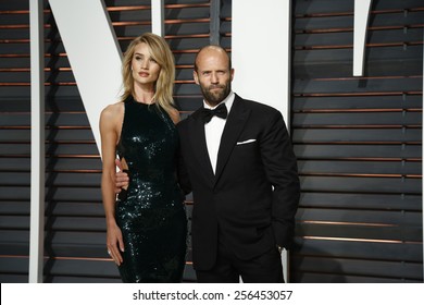 LOS ANGELES - FEB 22:  Rosie Huntington-Whiteley, Jason Statham at the Vanity Fair Oscar Party 2015 at the Wallis Annenberg Center for the Performing Arts on February 22, 2015 in Beverly Hills, CA