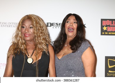 LOS ANGELES - FEB 28:  Anita Pointer, Bonnie Pointer At The Style Hollywood Viewing Party 2016 At The Hollywood Museum On February 28, 2016 In Los Angeles, CA