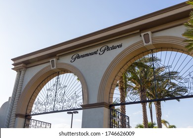 Los Angeles, Hollywood, USA- 10 June 2015:View Of The Paramount Pictures, Merlose Gate. American Film Studio .