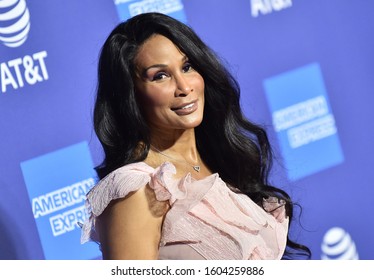 LOS ANGELES - JAN 02:  Beverly Johnson Arrives For The PSIFF Awards Gala 2020 On January 02, 2020 In Palm Sprimgs, CA                