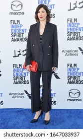 LOS ANGELES - JAN 06:  Carrie Brownstein Arrives For The Film Independent Spirit Awards 2020 On February 08, 2020 In Santa Monica, CA