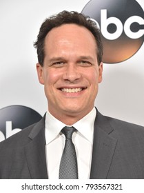 LOS ANGELES - JAN 08:  Diedrich Bader Arrives For The ABC Winter 2018 TCA Event On January 08, 2018 In Pasadena, CA                