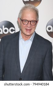 LOS ANGELES - JAN 15:  Jeff Perry At The 2018 NAACP Image Awards At Convention Center On January 15, 2018 In Pasadena, CA