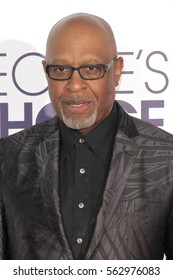 LOS ANGELES - JAN 18:  James Pickens Jr At The People's Choice Awards 2017 At Microsoft Theater On January 18, 2017 In Los Angeles, CA