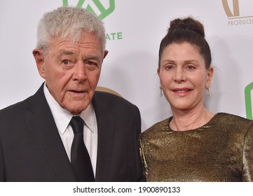 LOS ANGELES - JAN 19:  Producers Richard Donner And Lauren Shuler Donner Arrives For The 30th Annual Producers Guild Awards On January 19, 2019 In Beverly Hills, CA