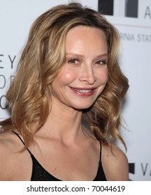 LOS ANGELES - JAN 29:  Calista Flockhart Arrives To The Valley Performing Arts Center Opening Gala  On January 29,2011 In Northridge, CA