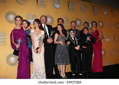 LOS ANGELES - JAN 29:  Modern Family Cast In The Press Room At The 18th Annual Screen Actors Guild Awards At Shrine Auditorium On January 29, 2012 In Los Angeles, CA