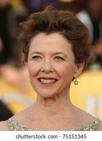 LOS ANGELES - JAN 30:  Annette Bening Arrives At The The SAG Awards 2011 On January 30, 2011 In Los Angeles, CA