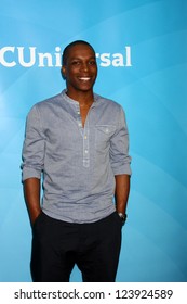 LOS ANGELES - JAN 6:  Leslie Odom Jr. Attends The NBCUniversal 2013 TCA Winter Press Tour At Langham Huntington Hotel On January 6, 2013 In Pasadena, CA