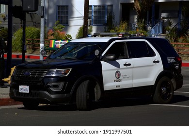 Los Angeles - January 8, 2021:
LAPD Cruiser Responds  To Call At Suspect At Hollywood Boulevard And Genesee Day Exterior