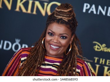 LOS ANGELES - JUL 09:  Yvette Nicole Brown Arrives For Disney's 'The Lion King' World Premiere On July 09, 2019 In Hollywood, CA