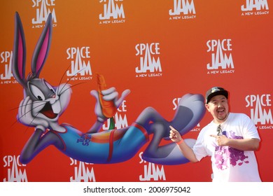 LOS ANGELES - JUL 12:  Eric Bauza At The Space Jam:  A New Legacy Premiere At The Microsoft Theater On July 12, 2021 In Los Angeles, CA