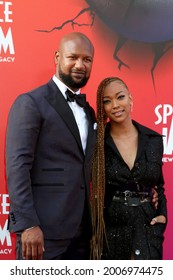 LOS ANGELES - JUL 12:  Kenric Green, Sonequa Martin-Green At The Space Jam:  A New Legacy Premiere At The Microsoft Theater On July 12, 2021 In Los Angeles, CA