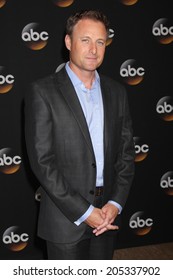 LOS ANGELES - JUL 15:  Chris Harrison At The ABC July 2014 TCA At Beverly Hilton On July 15, 2014 In Beverly Hills, CA