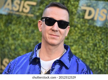 LOS ANGELES - JUL 21: Jeremy Scott Arrives For The DiscOasis VIP Night On July 21, 2021 In Palos Verdes Estates, CA