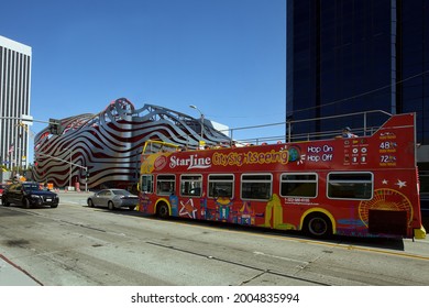 Los Angeles - July 3, 2021: 
Double decker tour bus on Wilshire Blvd. day exterior