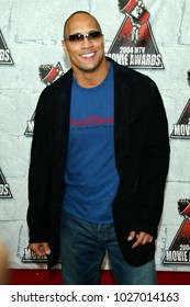 LOS ANGELES - JUN 05:  Dwayne Johnson arrives to the Mtv Movie Awards  on June 5, 2004 in Culver City, CA.                