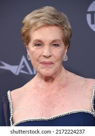 LOS ANGELES - JUN 09: Julie Andrews Arrives For AFI Lifetime Achievement Gala On June 09, 2022 In Hollywood, CA