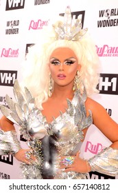 LOS ANGELES - JUN 9:  Farrah Moan At The RuPauls Drag Race Season 9 Finale Taping At The Alex Theater On June 9, 2017 In Glendale, CA