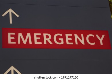 Los Angeles - June 14, 2021: Hospital Emergency Room Sign Day Exterior