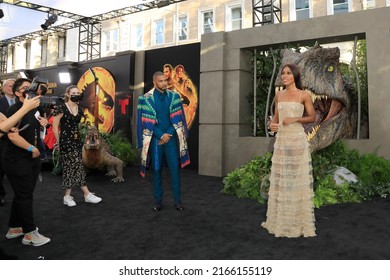 LOS ANGELES - June 6: Alano Miller, DeWanda Wise at the World Premiere of Jurassic World Dominion at the TCL Chinese Theatre IMAX on June 6, 2022 in Los Angeles, CA