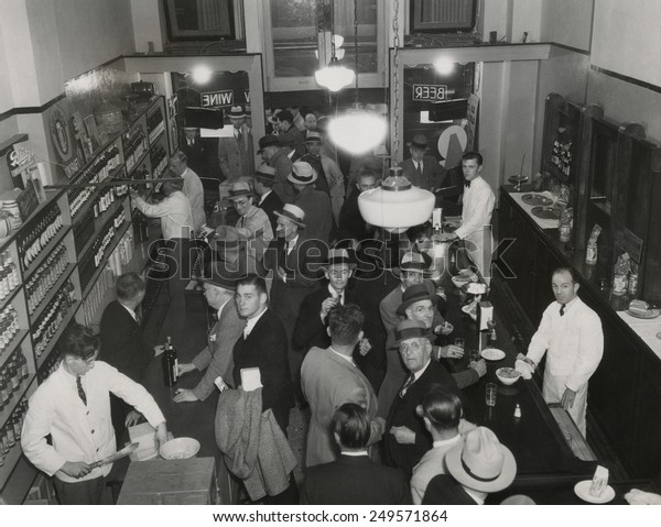 Los Angeles liquor store with customers\
purchasing and drinking liquor, Dec. 6,\
1933.