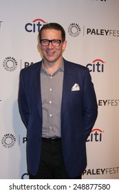 LOS ANGELES - MAR 13:  Rob Thomas At The PaleyFEST Vernoica Mars Event At Dolby Theataer On March 13, 2014 In Los Angeles, CA