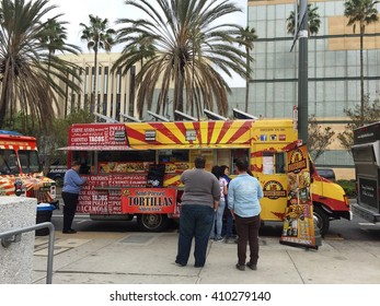 LOS ANGELES - MARCH 5: Food Trucks Outside LACMA On March 5, 2016 In Los Angeles, California.