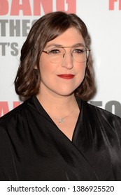 LOS ANGELES - MAY 1:  Mayim Bialik At The 